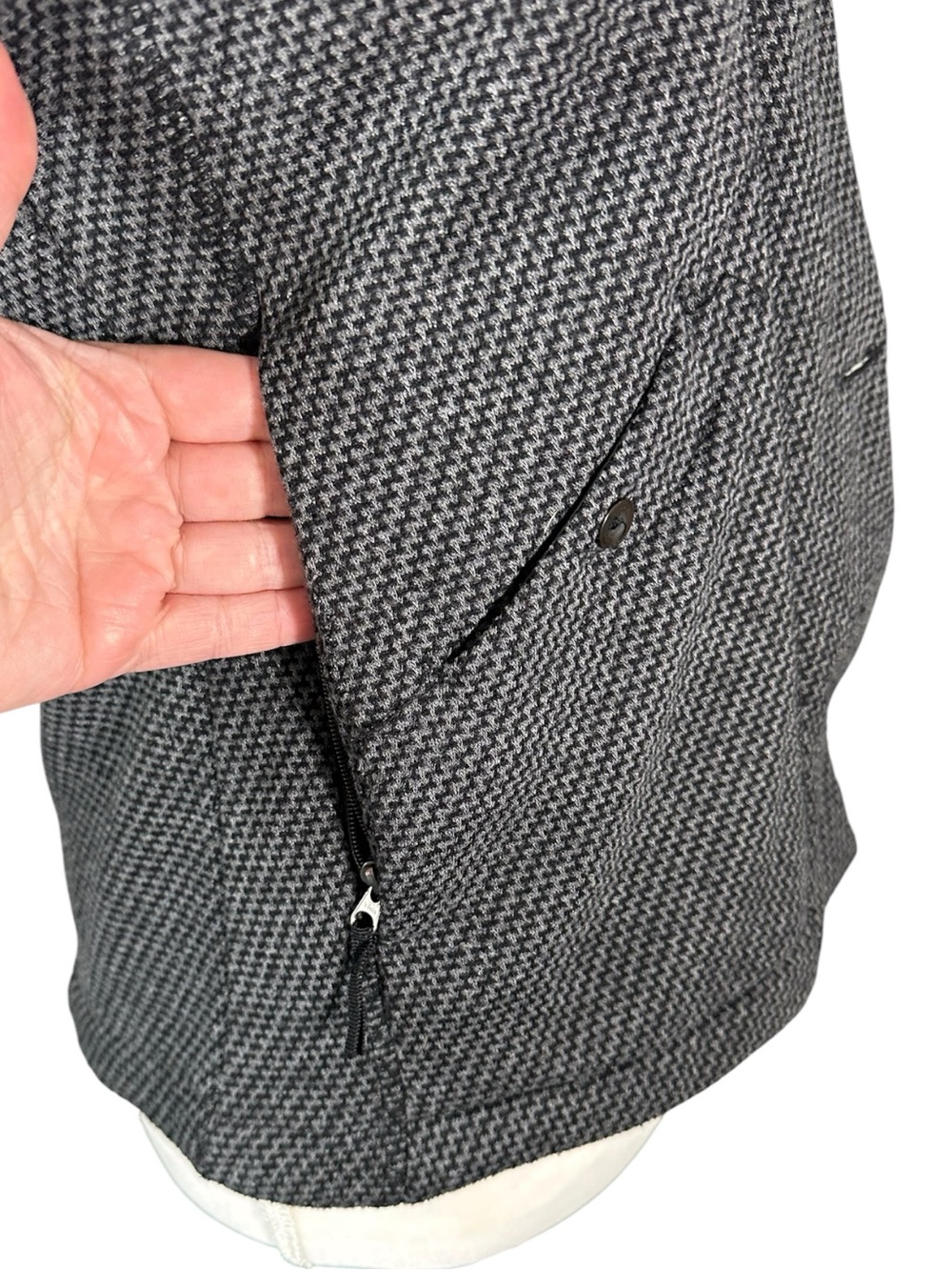 Royal Robbins Gray Tweed Fleeced Button Front Vest High Collar Small - Picture 4 of 10